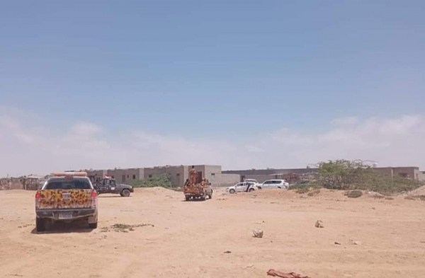 المهرة.. الأجهزة الأمنية تضبط مروّج مواد مخدرة في منفذ شحن