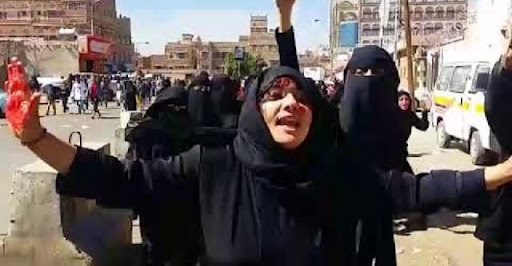 تقرير حقوقي يوثق أكثر من 5834 انتهاكًا حوثيًا بحق النساء في اليمن