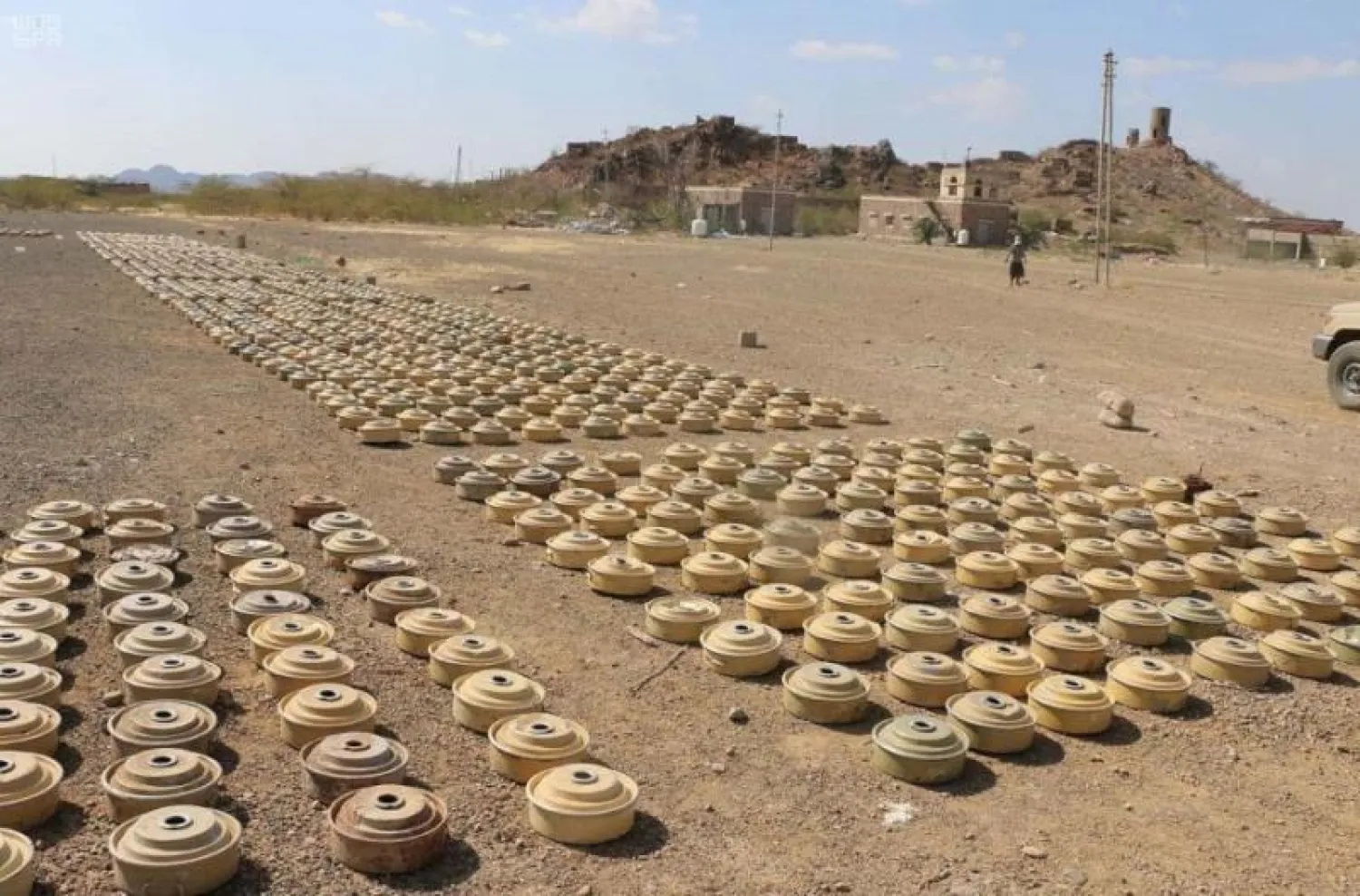 مشروع "مسام" ينتزع 2,171 لغمًا ومادة متفجرة منذ مطلع مارس في اليمن
