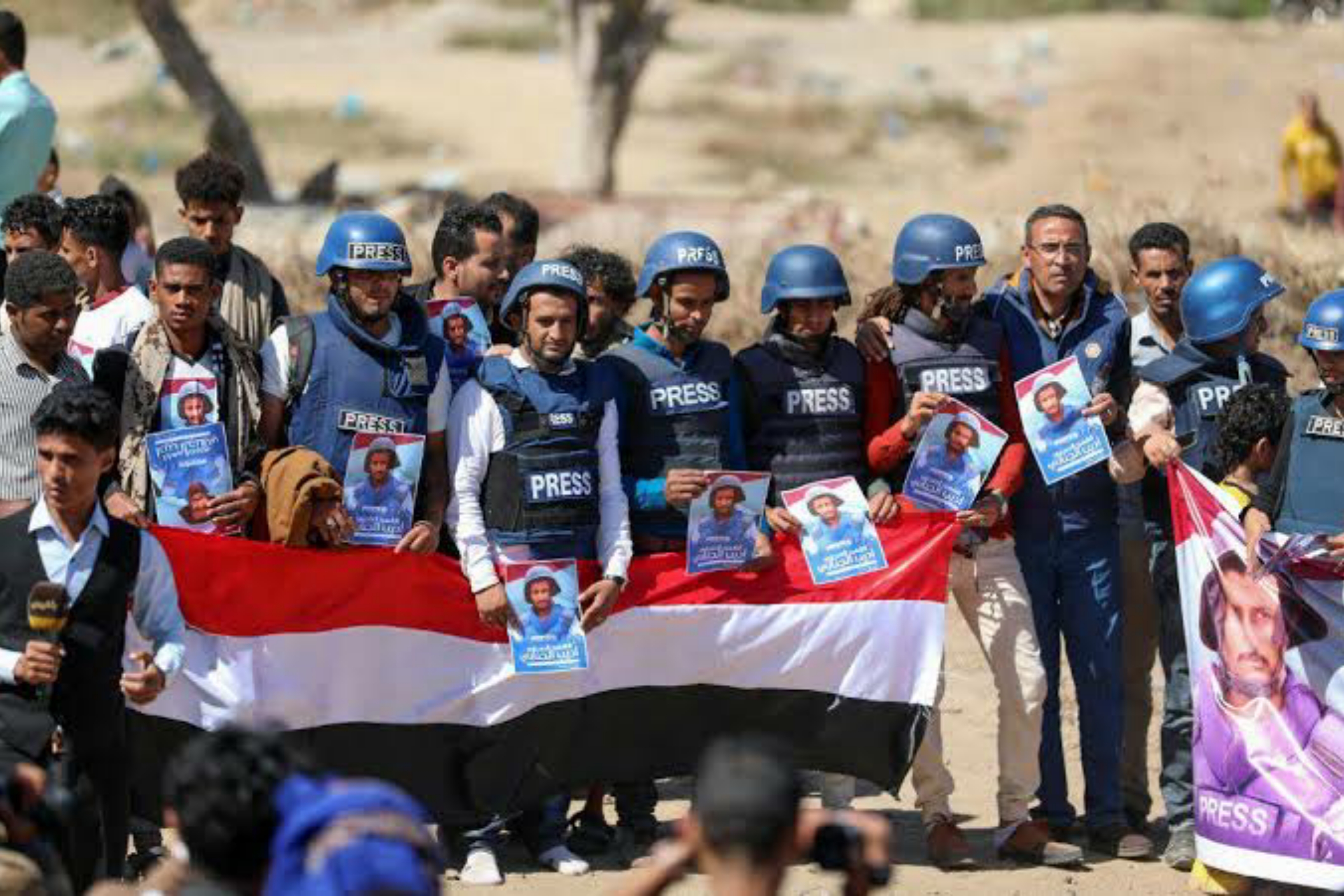 نقابة الصحفيين اليمنيين تحذر من تدهور بيئة العمل الإعلامي وتطالب بحماية الحريات