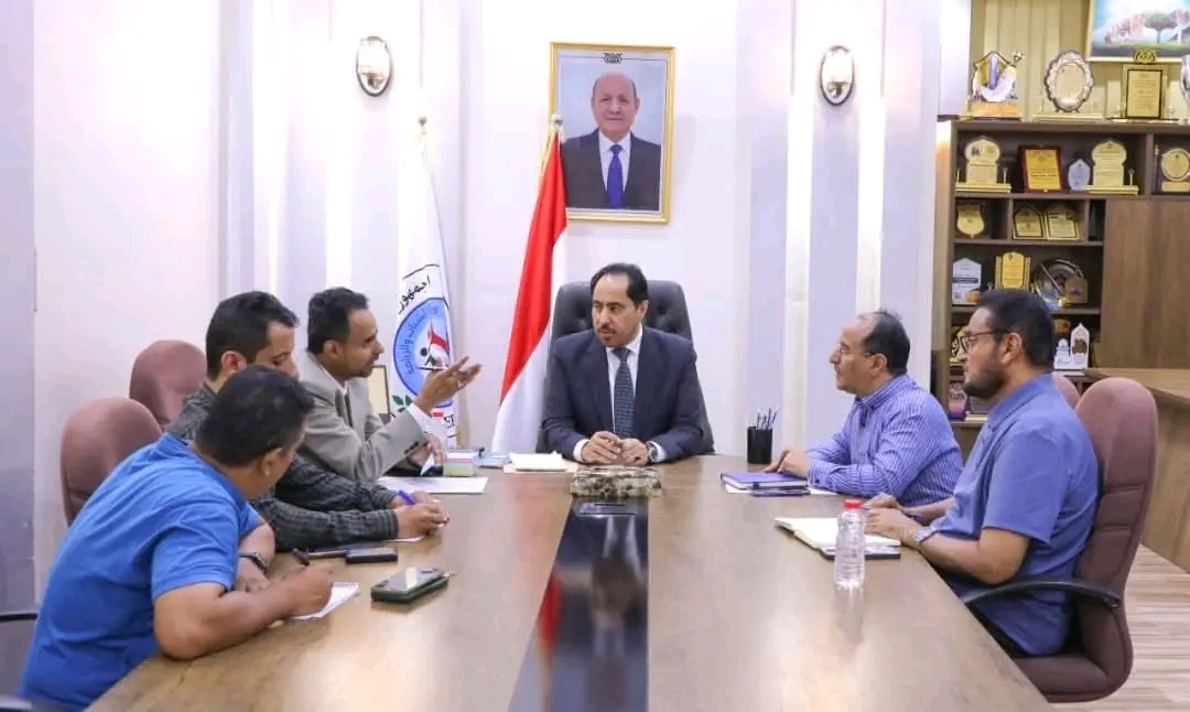 وزير الشباب والرياضة يؤكد دعم تعز ويوجه بسرعة صرف مستحقات الأندية واستكمال المشاريع الرياضية