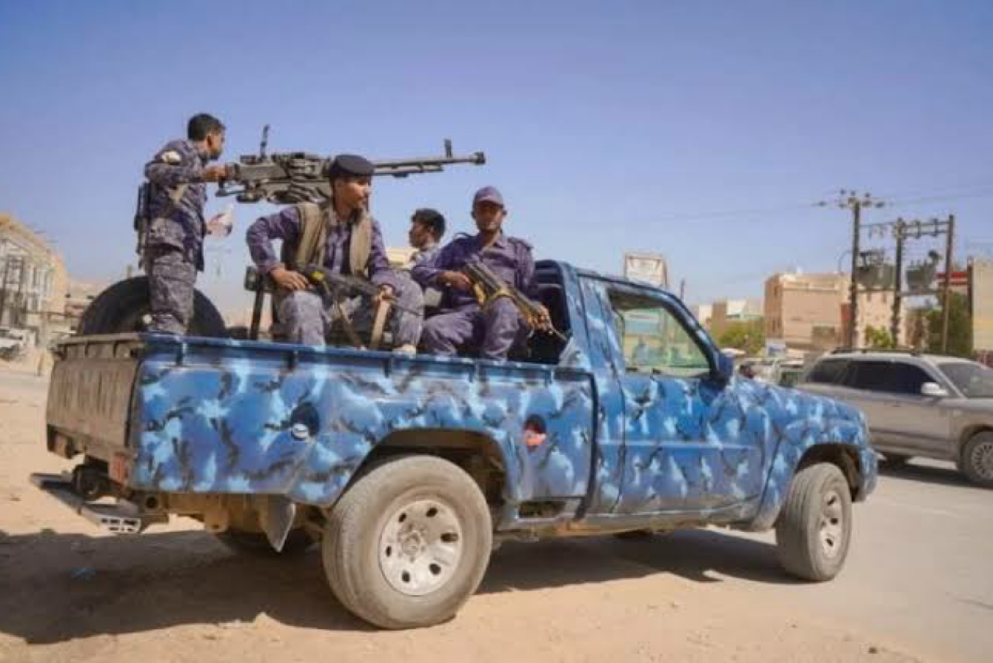 أمن حضرموت يضبط شخصاً بحوزته مواد مخدرة في سيئون