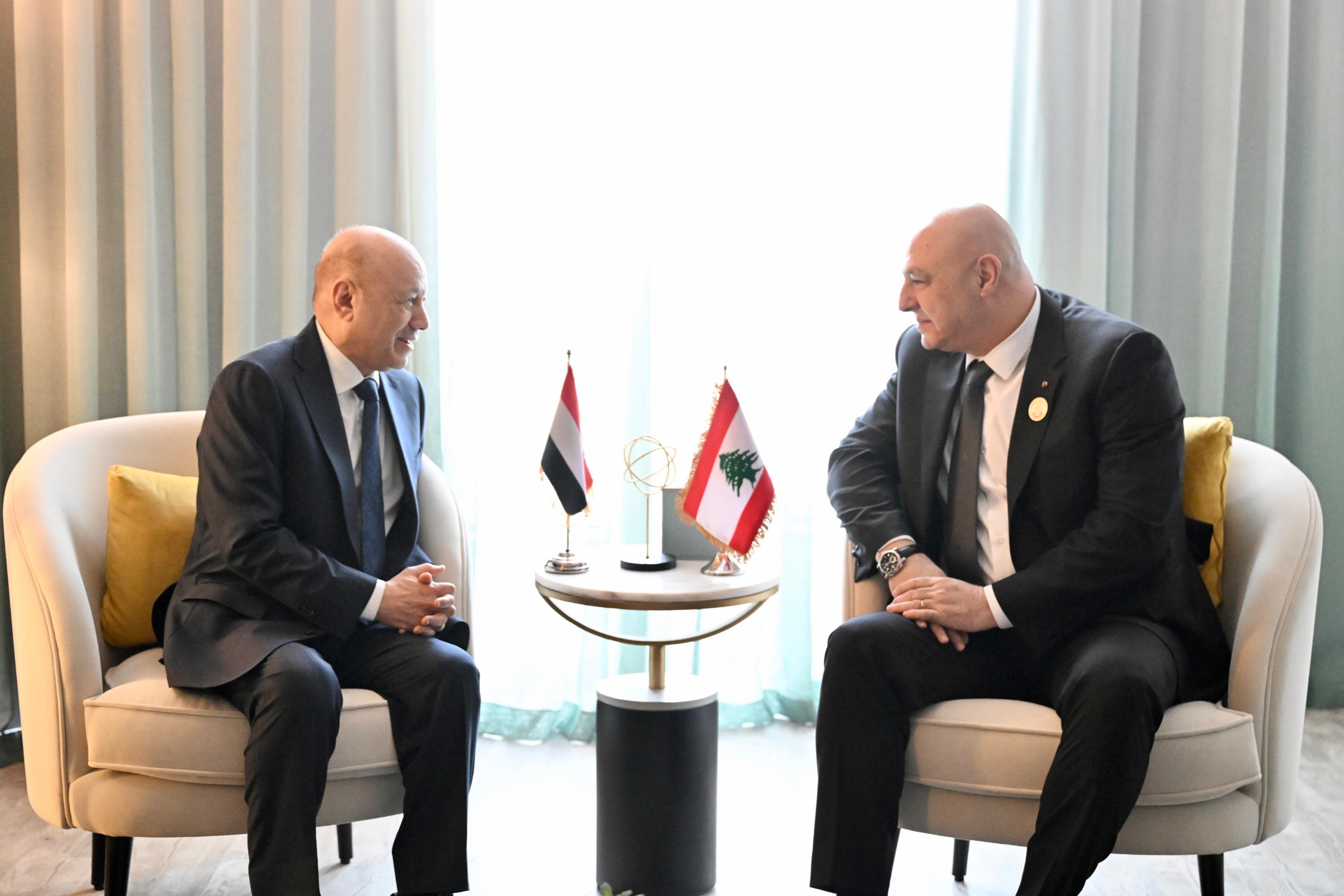 اليمن يدين اعتداءات الكيان المتكررة على لبنان ويدعو المجتمع الدولي إلى وقفها