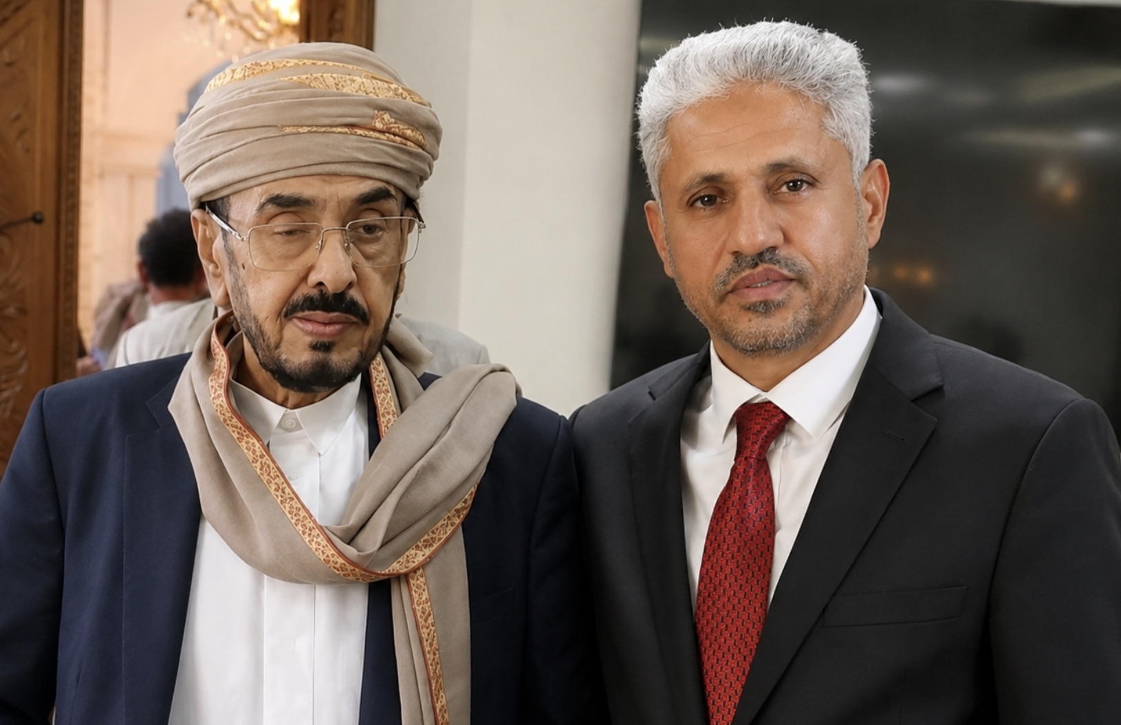 الشيخ حمود سعيد المخلافي يطمئن على صحة الشيخ ناجي الشايف خلال تلقيه العلاج في الأردن
