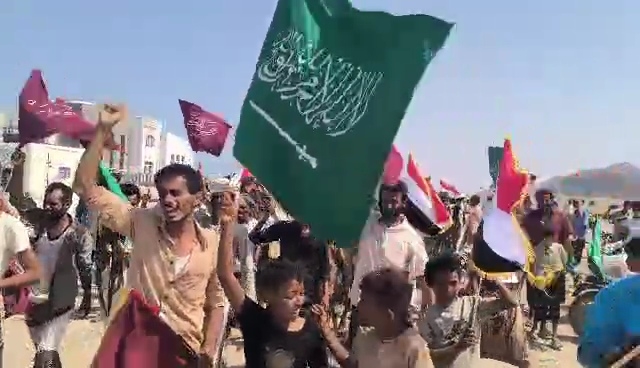 أبناء مديرية ذو باب المندب في الساحل الغربي لتعز يطالبون بإنهاء التهميش وتحسين الخدمات وحماية حقوق الصيادين