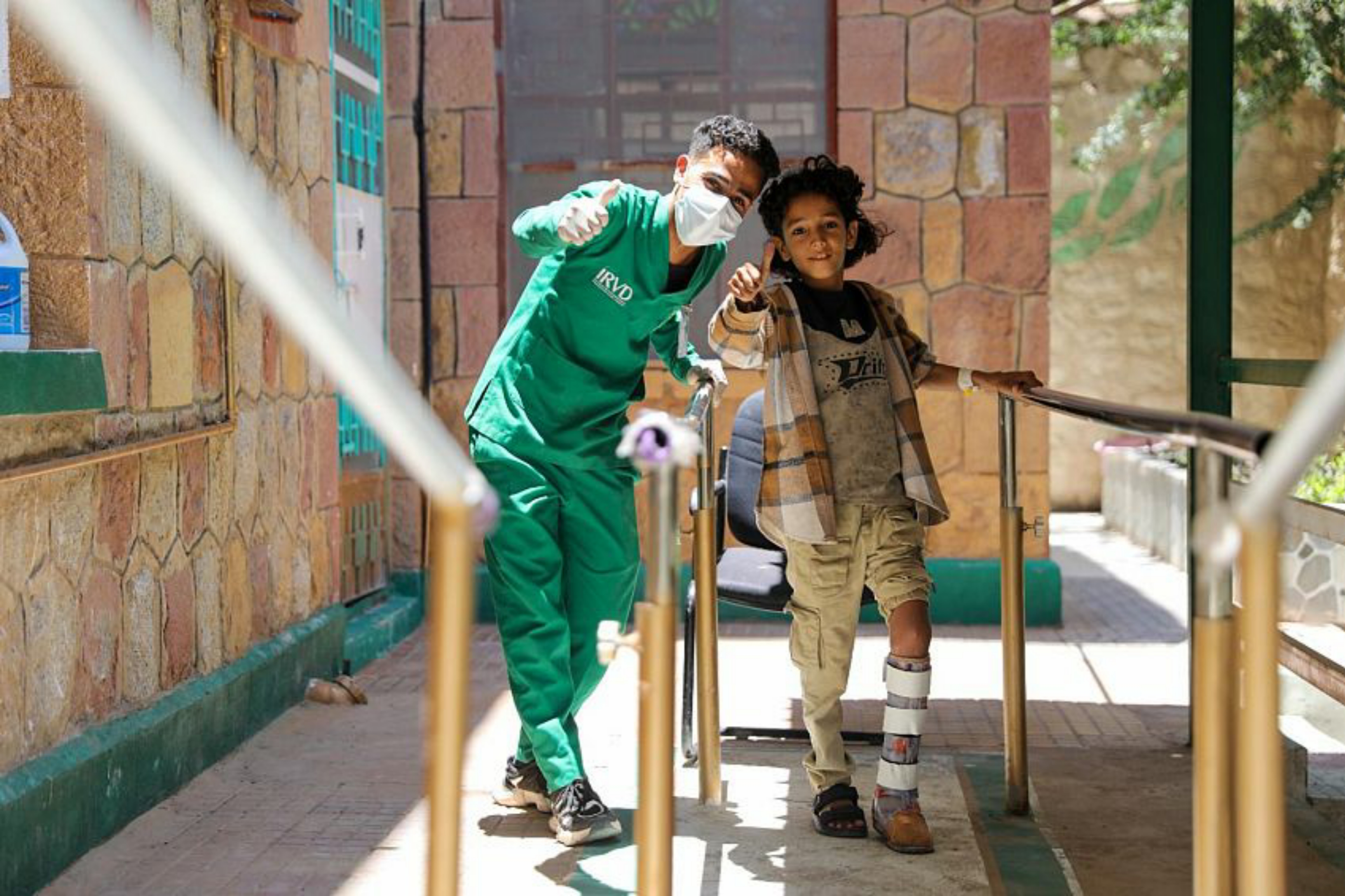مركز الأطراف الصناعية بتعز يقدم أكثر من 10 آلاف خدمة مجانية لذوي الإعاقة ومبتوري الأطراف