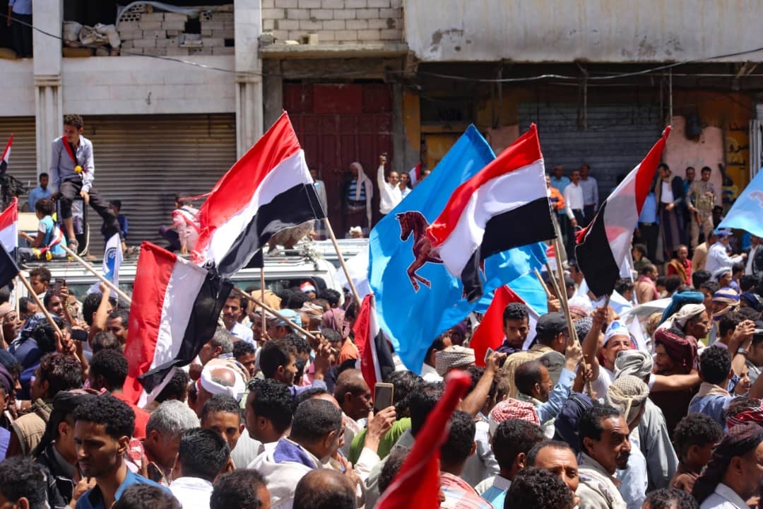 المؤتمر الشعبي العام بتعز يدعو إلى مسيرة جماهيرية احتجاجاً على ما وصفه بالاعتداء على مقر الحزب