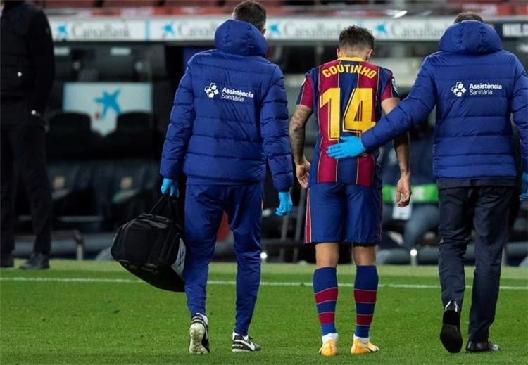 برشلونة يفقد كوتينيو 4 أسابيع أخرى