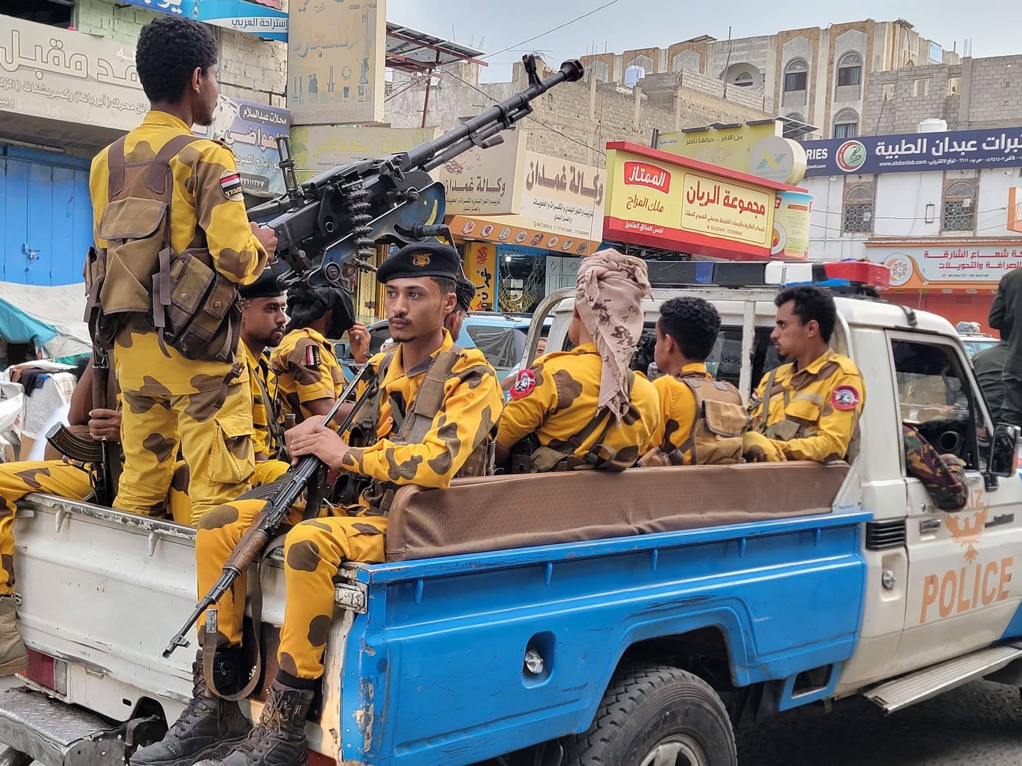 تعز ترفع جاهزيتها الأمنية وتعزز التنسيق مع الجيش