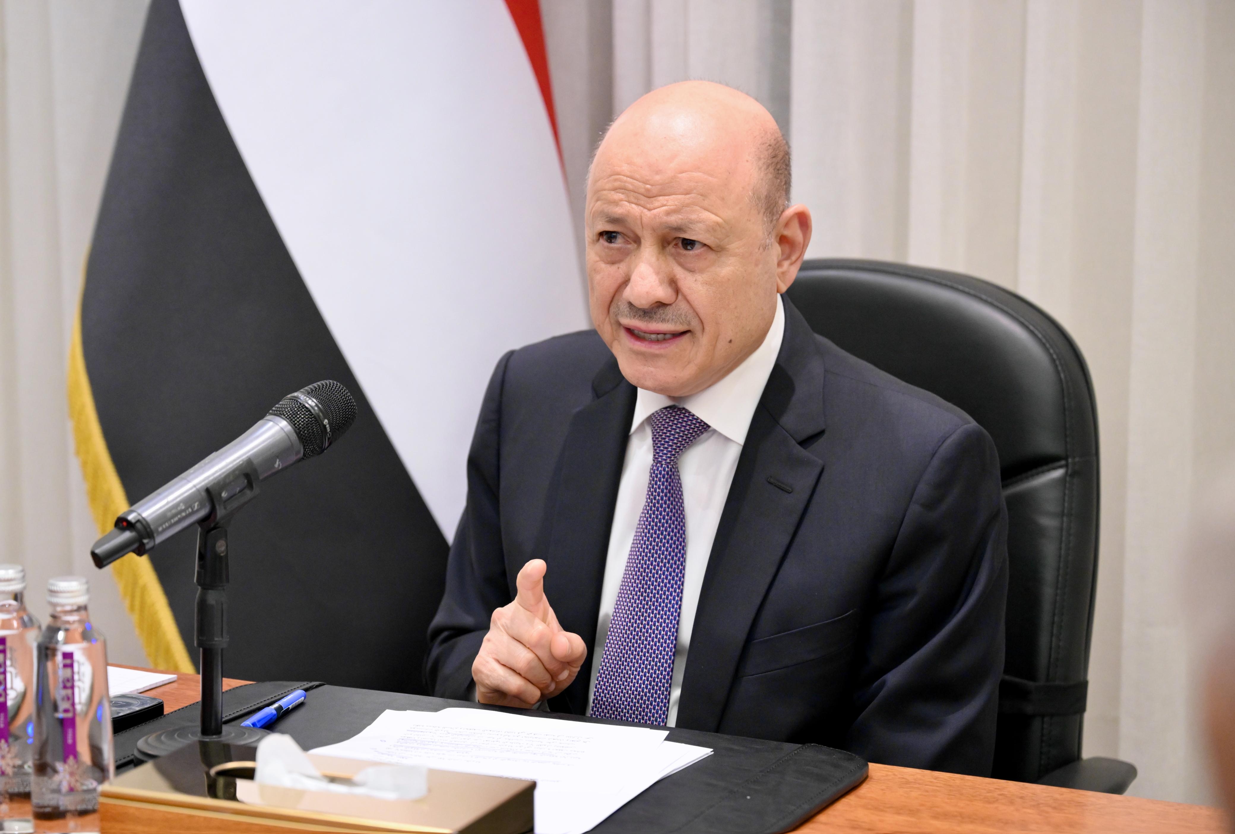 الرئيس العليمي: الدولة تمضي بثقة لحماية السيادة وإنهاء الانقلاب والعبرة بالنتائج لا بالخطوات