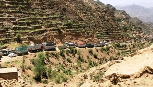 أحزاب تعز تطالب غريفيث برفع الحصار وتشغيل ميناء المخا