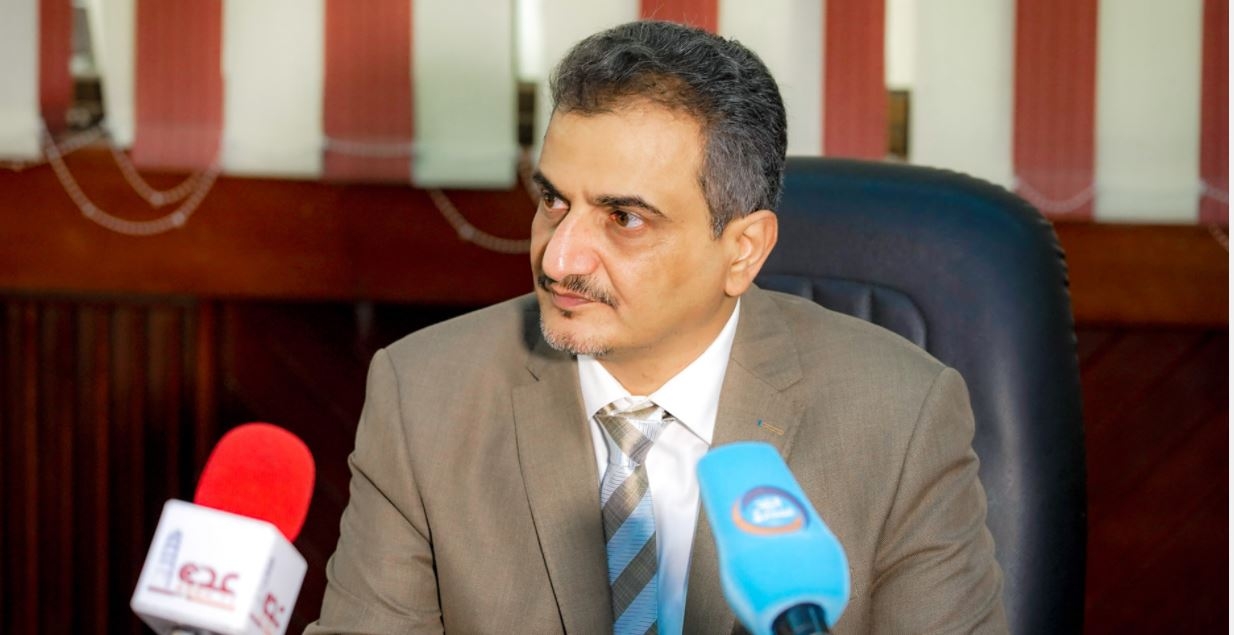 محافظ عدن: الحكومة ستعود من الرياض خلال يومين