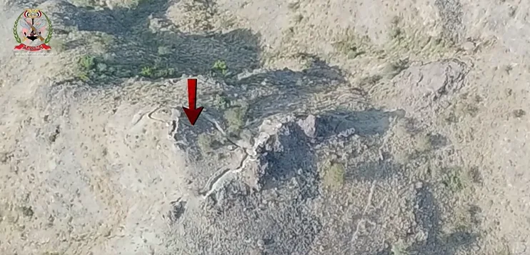 مسيرة الجيش تضرب مركز قيادة الحوثيين في جبهة الصلو بتعز