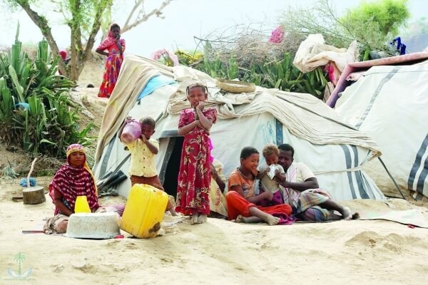 لا طعم للفرح بالعيد في مخيمات النازحين بتعز