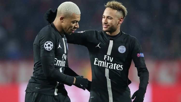 صحيفة إسبانية تكشف منع نيمار صفقة انتقال مبابي إلى ريال مدريد