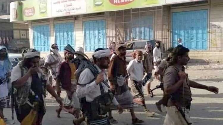 أبين: استمرار التحشيد رغم الاتفاق على خفض التصعيد العسكري بلودر