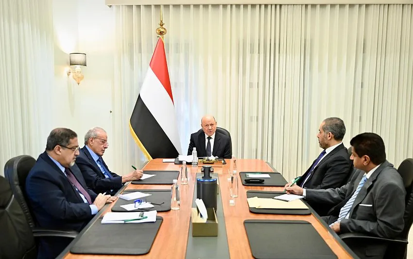 الرئيس العليمي يطلق إجراءات لمكافحة التهريب وتقويض اقتصاد الحرب