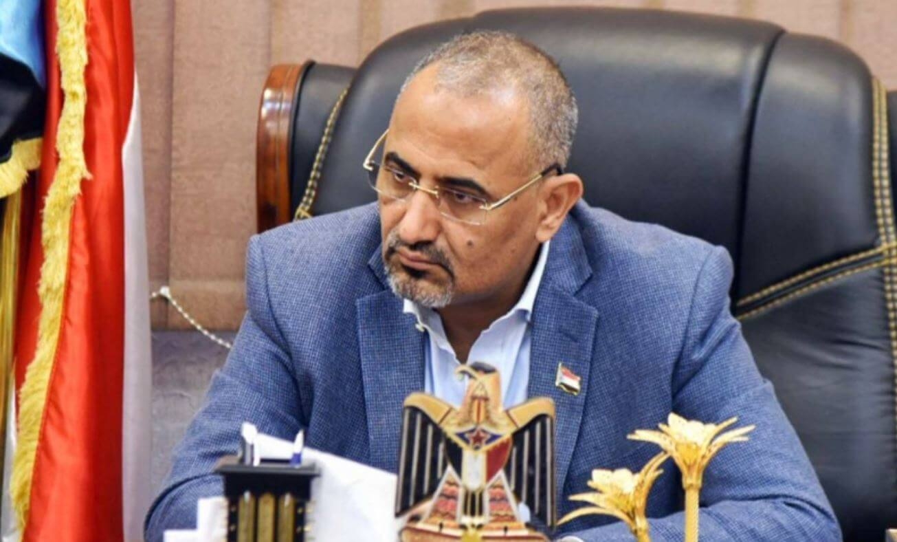 بعد الضغوط الأمريكية.. تحذير فرنسي شديد اللهجة للمجلس الانتقالي