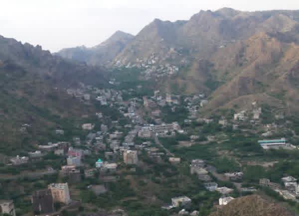 إصابة طفل برصاص قناص حوثي أثناء رعيه الأغنام غربي تعز