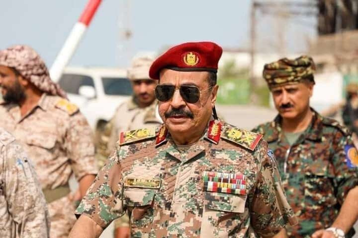 "نزلزل وادي حضرموت تحت أقدامكم".. الإنتقالي يهدد بمنع انعقاد البرلمان