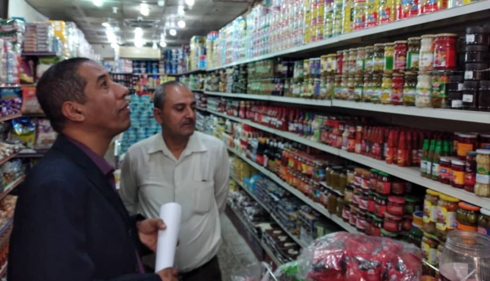 مدير مكتب التجارة لـ "تعزتايم": أحلنا 50 تاجرا مخالفا للنيابة