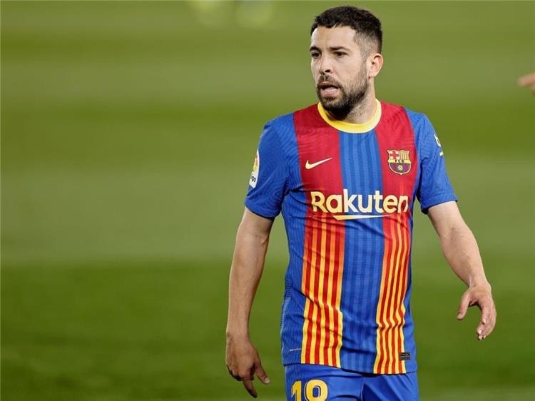 جوردي ألبا يثير قلق برشلونة قبل مباراة بايرن ميونخ في الأبطال