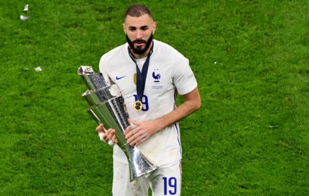 بنزيمة.. منبوذ ديشامب الذي لا تستطيع فرنسا كرهه