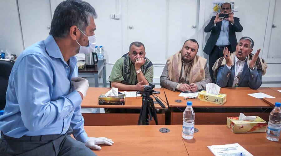 الحوثيون يشترطون "منطقة منزوعة السلاح" بالحديدة للسماح بتحركات البعثة الأممية