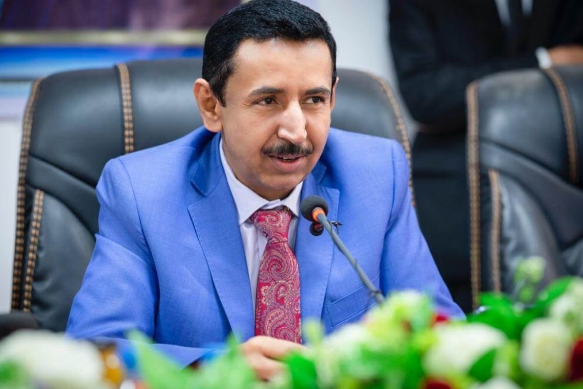 محافظ شبوة يتحدث عن سحب السعودية قواتها من اليمن وقرب خروج الإمارات من بلحاف