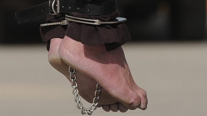 اتهامات للحوثيين بإعدام أسرى في الحديدة