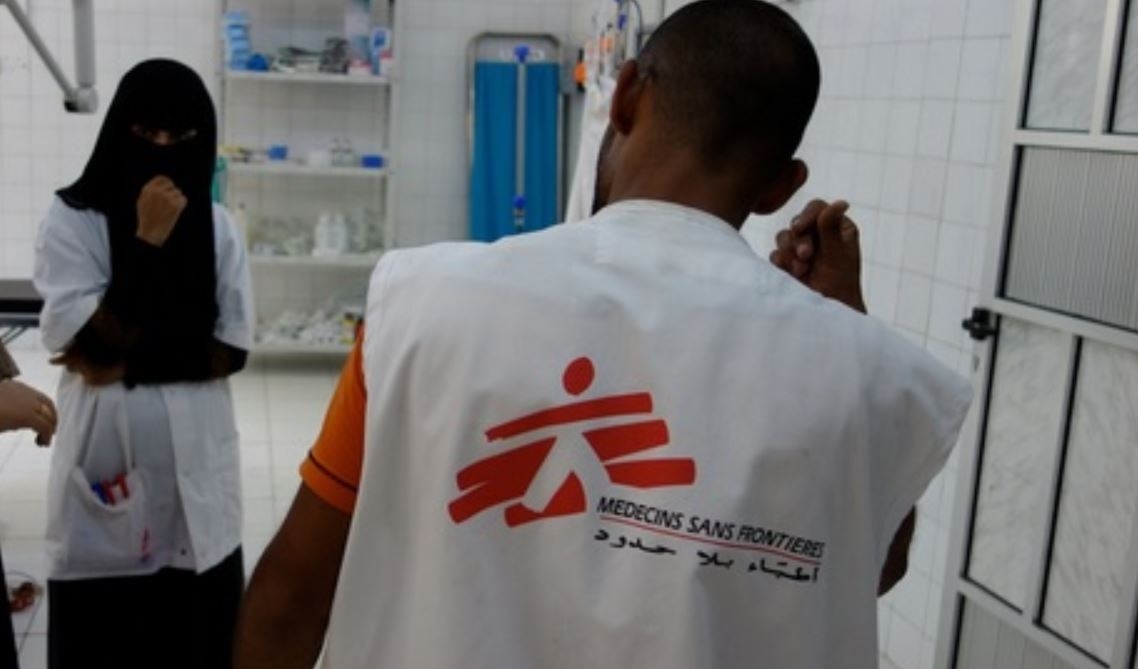 محامي يمني يستخرج أمرا قضائيا ضد أطباء بلا حدود في تعز