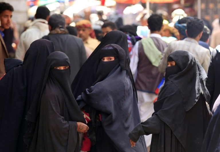 "تعز تايم" يرصد تفاعلات الناشطين مع يوم المرأة العالمي
