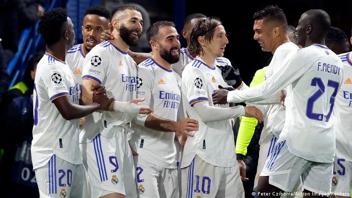 ريال مدريد بـ 7 أرواح.. انتصار تاريخي رغم قرارات الحكم الظالمة