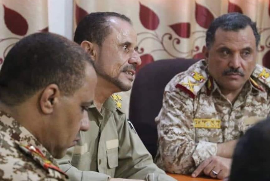 حكم بالسجن لمدة عام وغرامة على صحفي اتهم قيادات محور تعز بالفساد