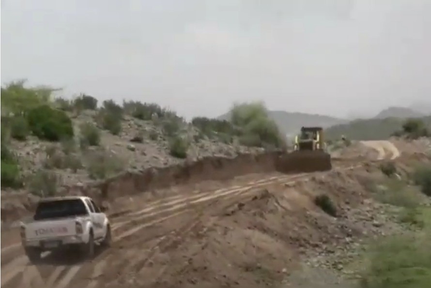 مراوغات وألاعيب حوثية جديدة لفتح طرقات تعز والحكومة تعلق