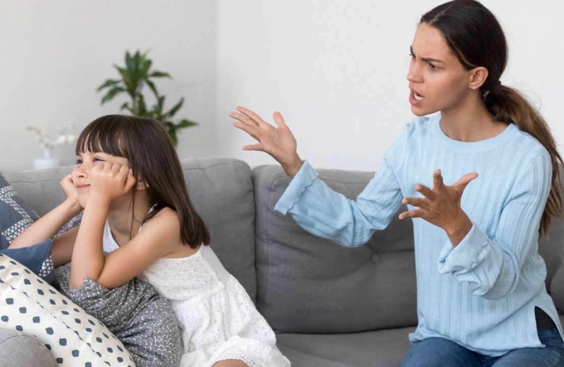 5 نصائح للتعامل مع سلوك الطفل المشاكس