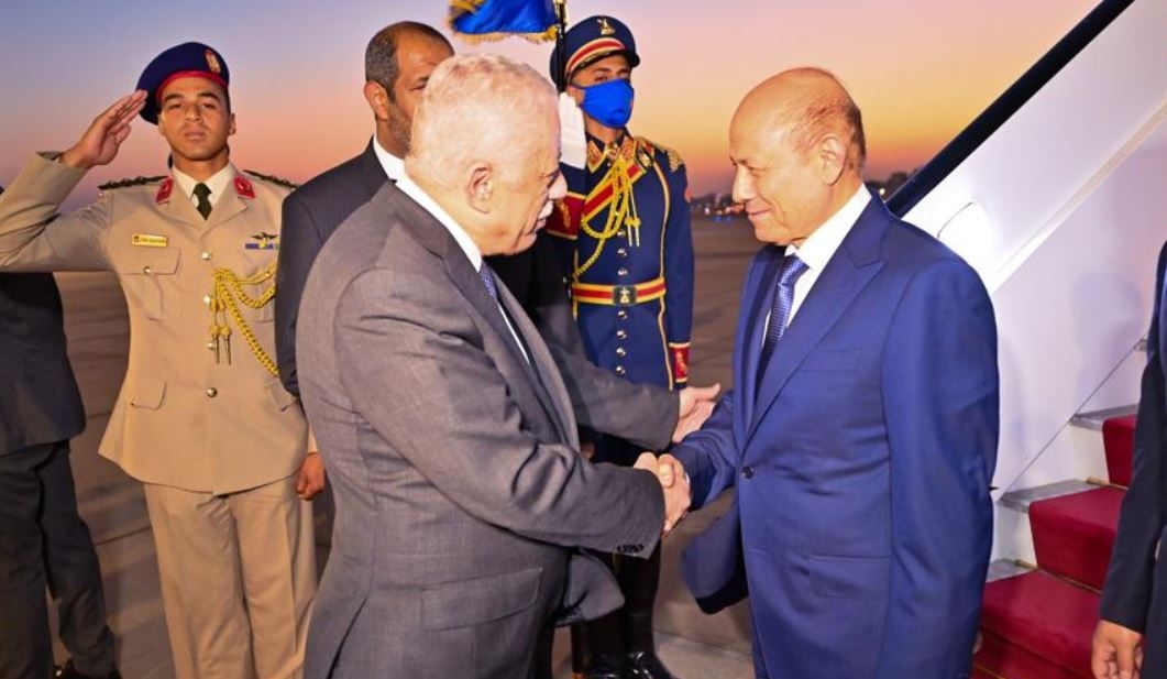 مصدر رئاسي لتعز تايم: رشاد العليمي سيعود إلى عدن خلال يومين