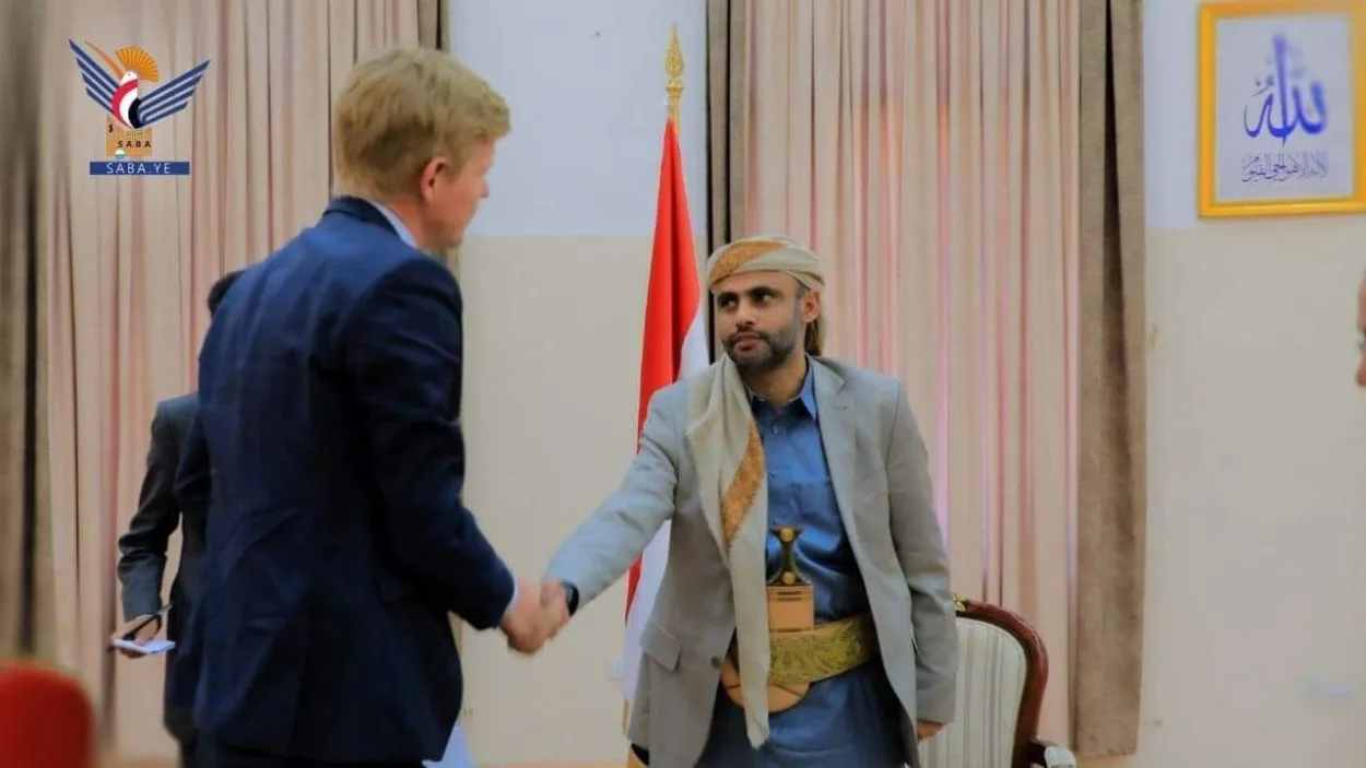 المبعوث الأممي يلتقي قيادات حوثية في صنعاء بهدف الدفع بالحوثيين لقبول تمديد الهدنة
