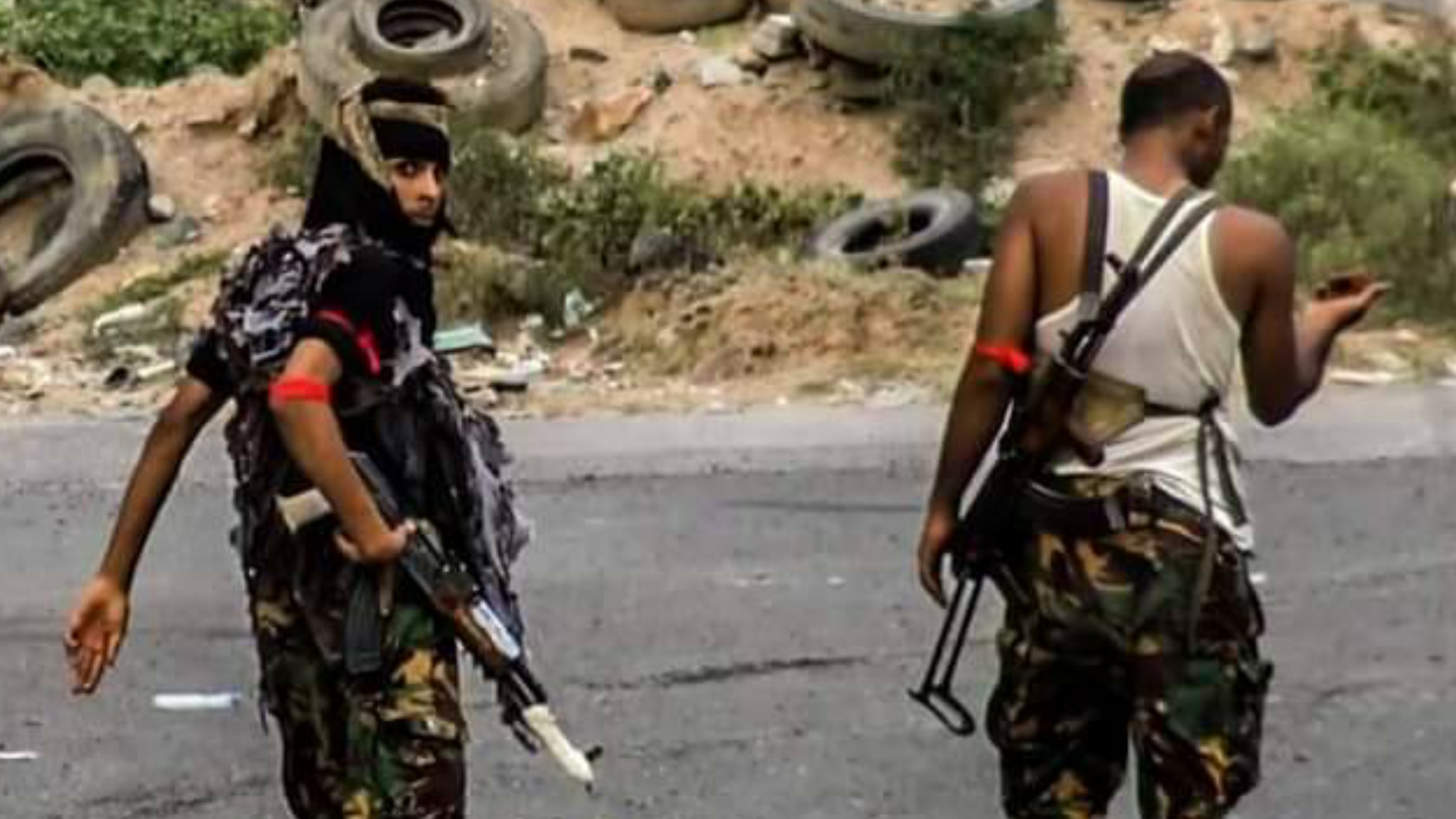 هجمات حوثية في محيط جبل هان غربي تعز