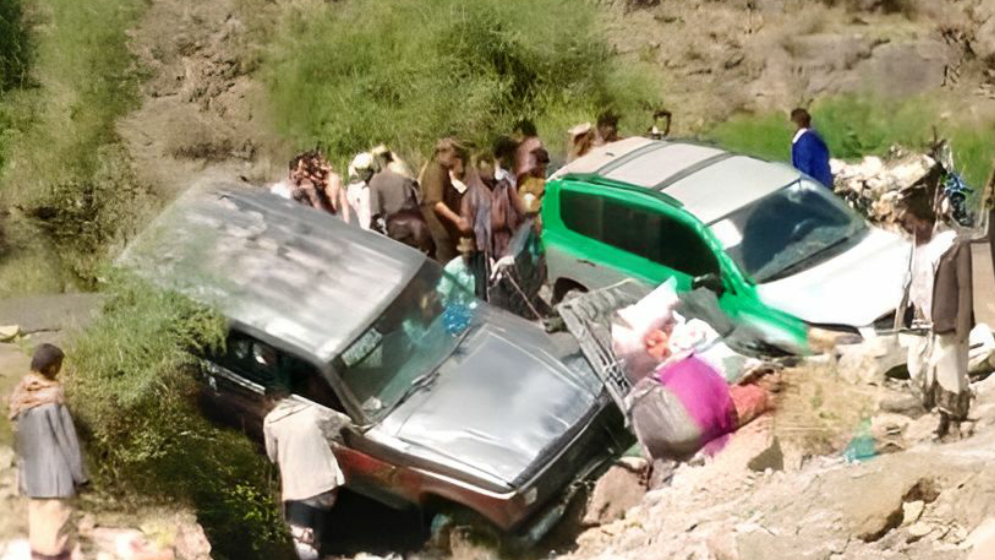 وفاة وإصابة 9 مواطنين جراء حادث سير في "هجدة" غربي تعز