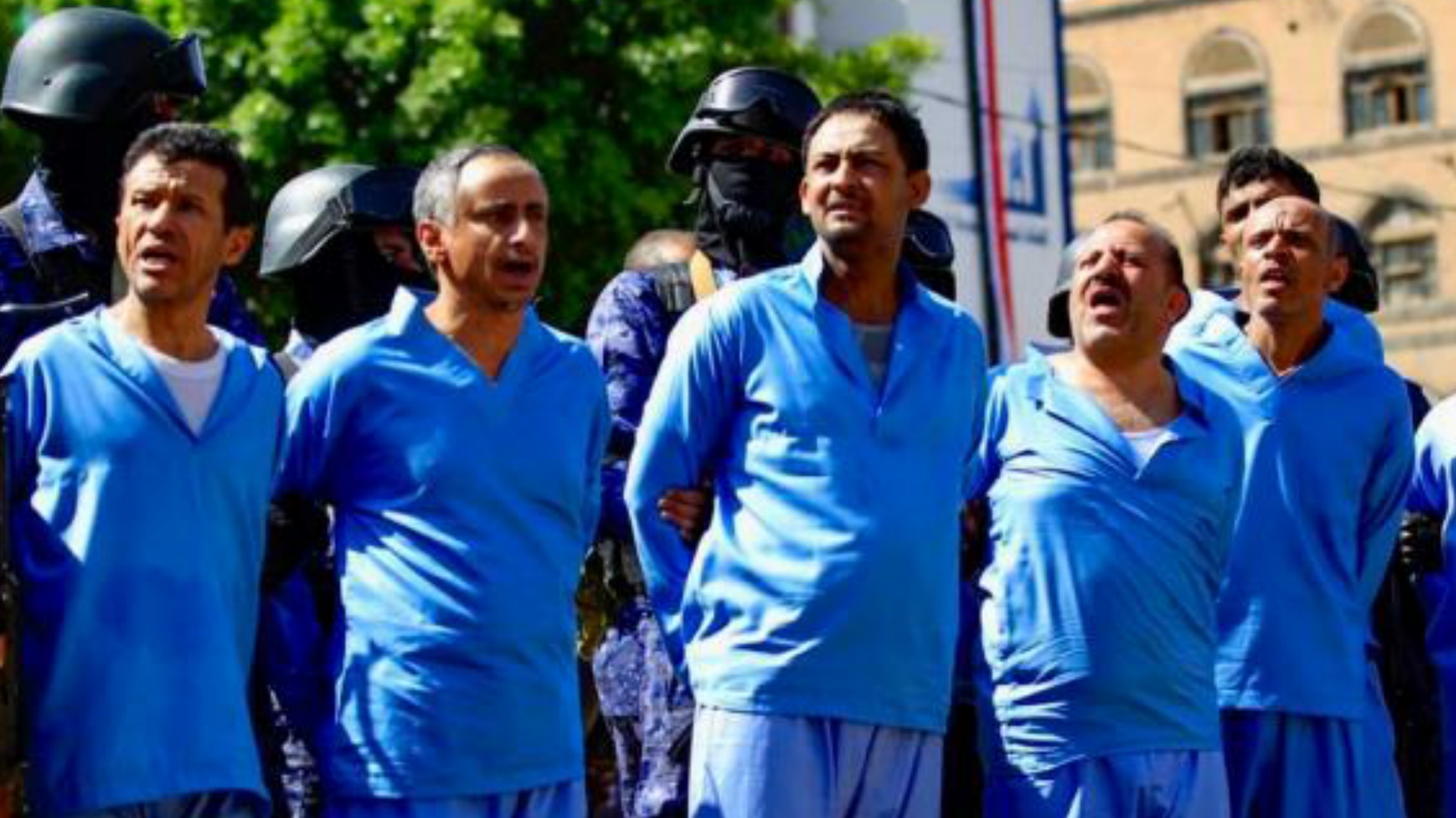 الحكومة تطالب بتدخل دولي لوقف إعدامات الحوثيين بحق أبناء صعدة