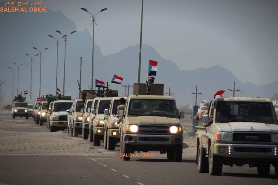 "الانتقالي" يدفع بتعزيزات عسكرية تجاه محافظة شبوة