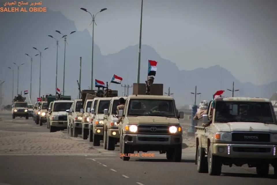 "الانتقالي" يدفع بتعزيزات عسكرية تجاه محافظة شبوة