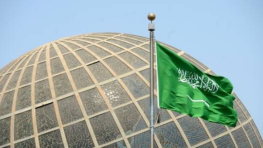 بيان سعودي بشأن السماح ببيع الكحول