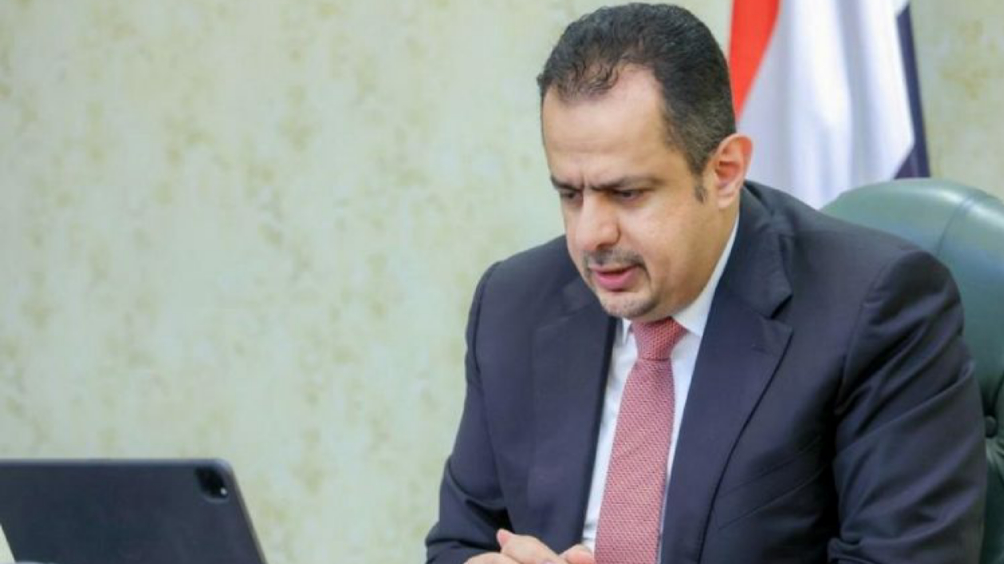 الحكومة تجدد تأكيدها بعدم تأثر المواطنين بالإجراءات الاقتصادية الأخيرة