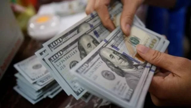 اليمن.. الكشف عن حوالات منسية بمليارات الريالات في شركة صرافة واحدة فقط