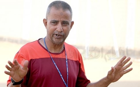 على هامش الاستعدادات لكأس آسيا.. مدرب ناشئي اليمن: "واجهت الموت ولا أقبل الإملاءات"
