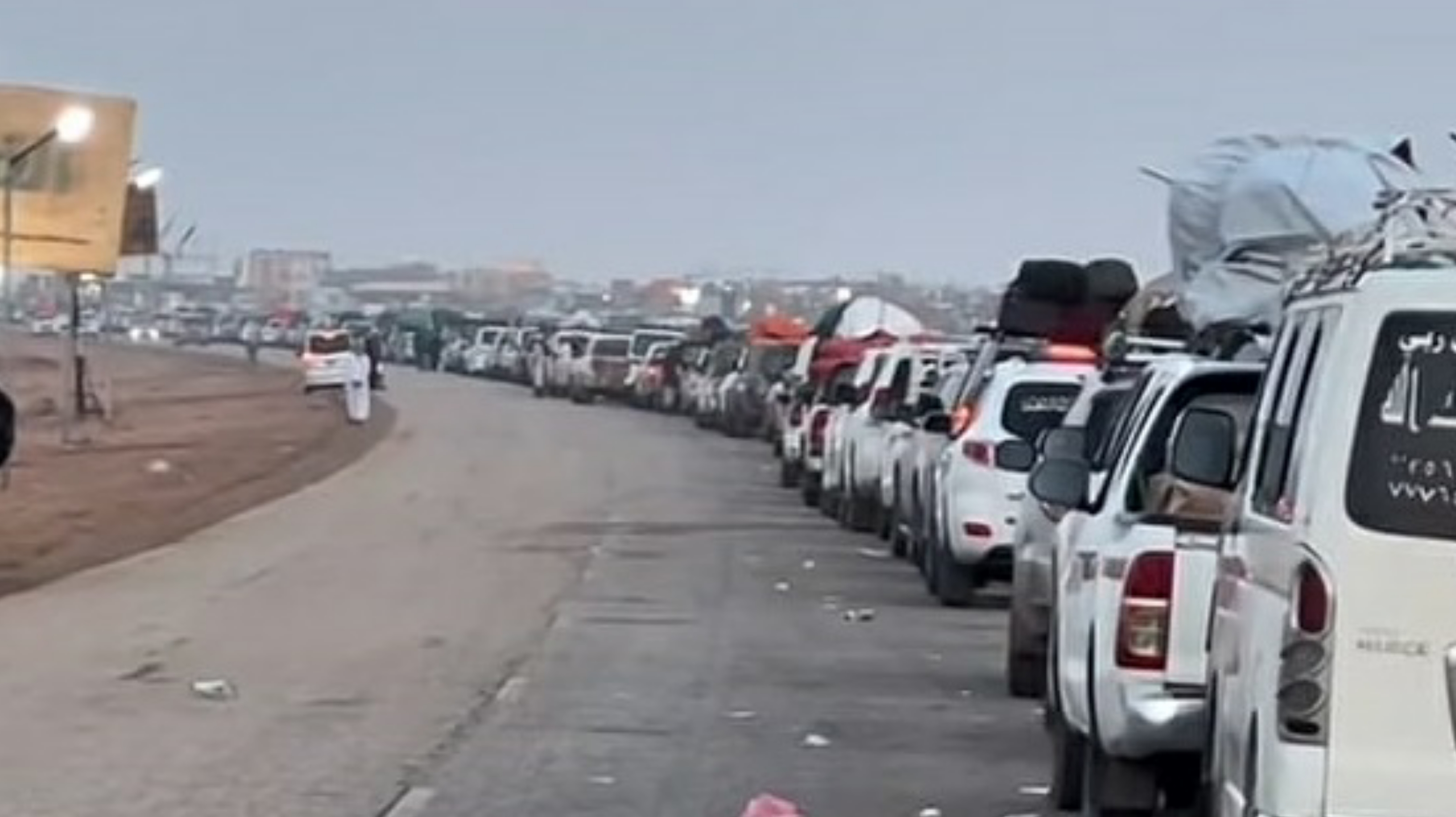 انتهاء ازدحام منفذ الوديعة والسماح بعودة إصدار تأشيرات العمرة