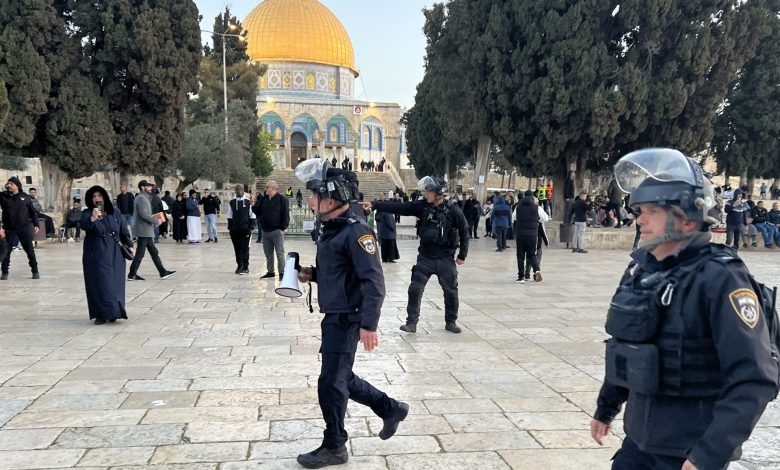 اليمن يدين اقتحام "المسجد الأقصى" ويدعو الاحتلال لوقف التصعيد المتكرر