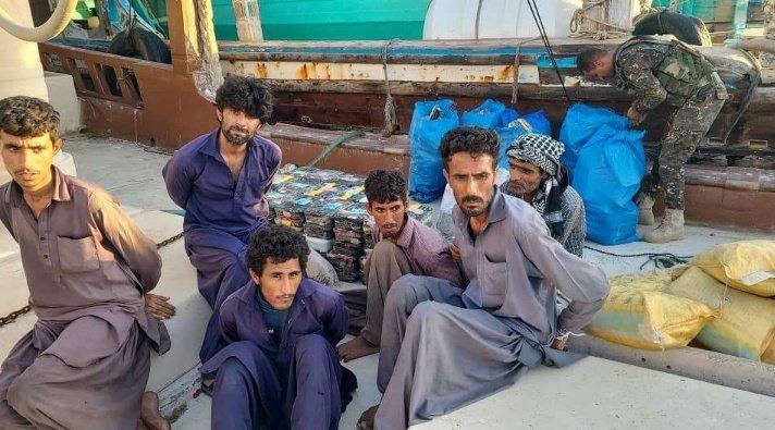 خفر السواحل اليمنية تضبط سفينة إيرانية تحمل مخدرات قبالة سواحل المهرة